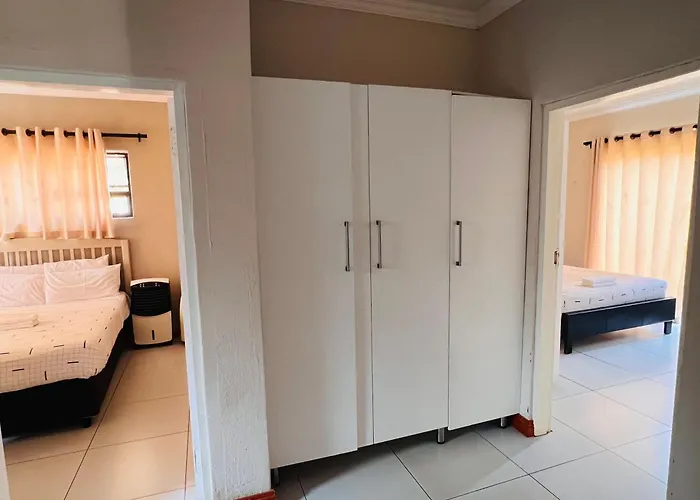Lamamie Suite Lodge